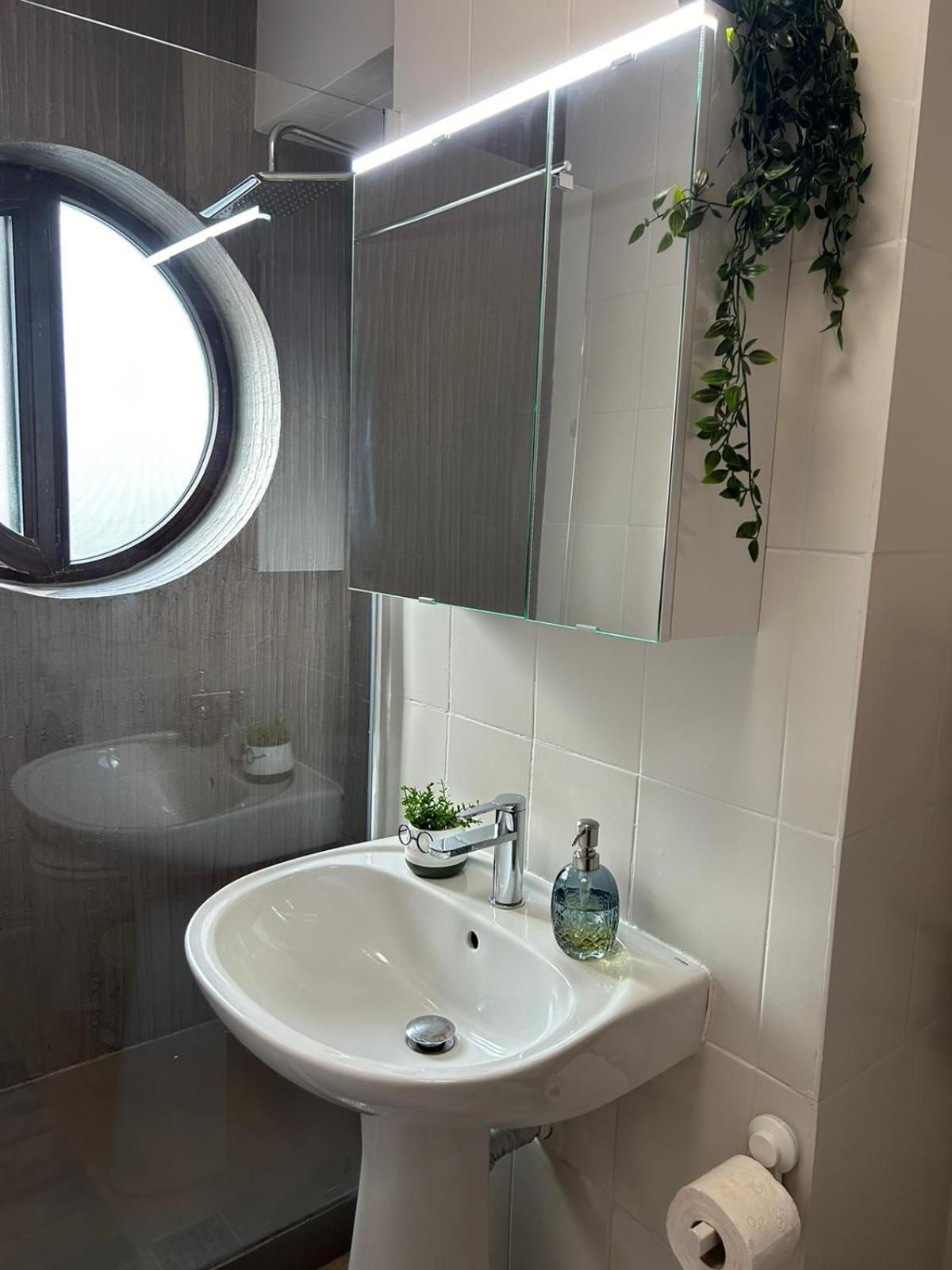 Luxury Studio Ploiesti Exterior photo